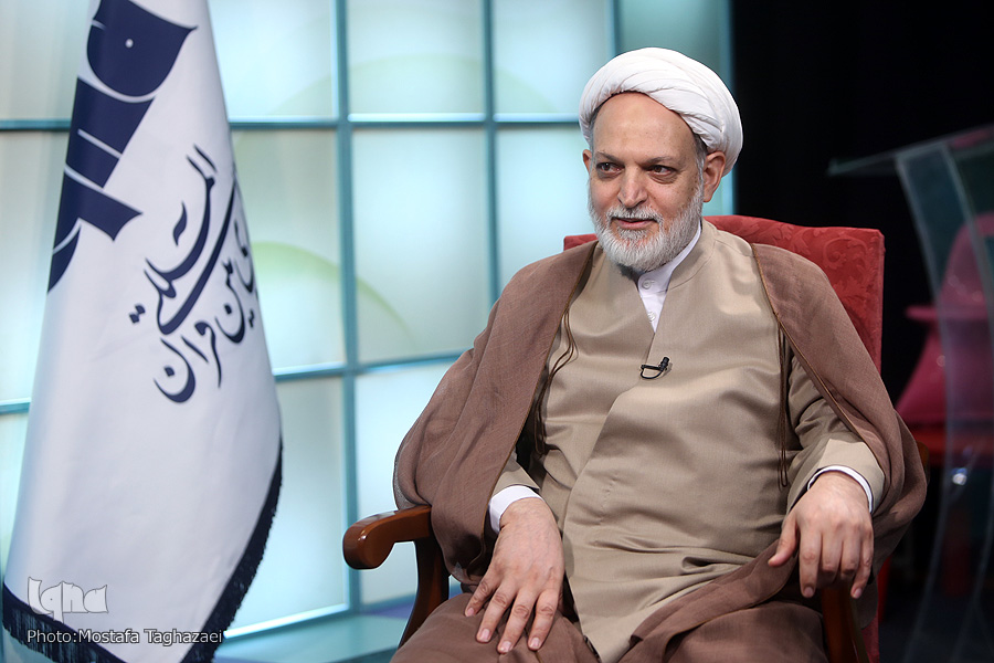 دو روش استنباط علم دینی از متون قرآن و حدیث/ جاذبه آموزه&zwnj;های شیعی برای خاورشناسان