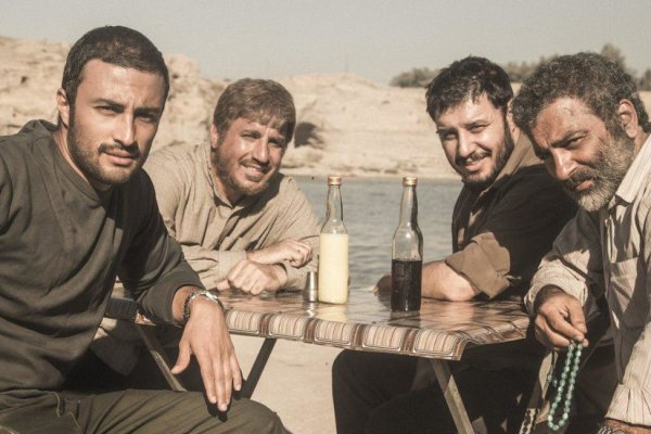 علی سلیمانی: «تنگه ابوقریب» ظرفیت الگو بودن را دارا است / سینمای دفاع مس، اسیر شعارها شده است