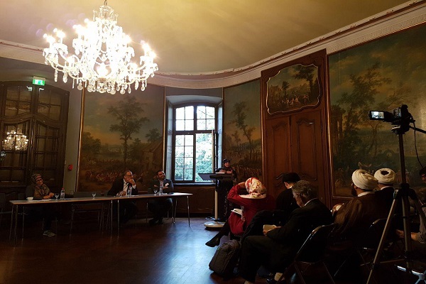 پایان نشست شیعی دانشگاه آلمان/ تأکید بر اهتمام به میراث مدینه و بازسازی بقیع