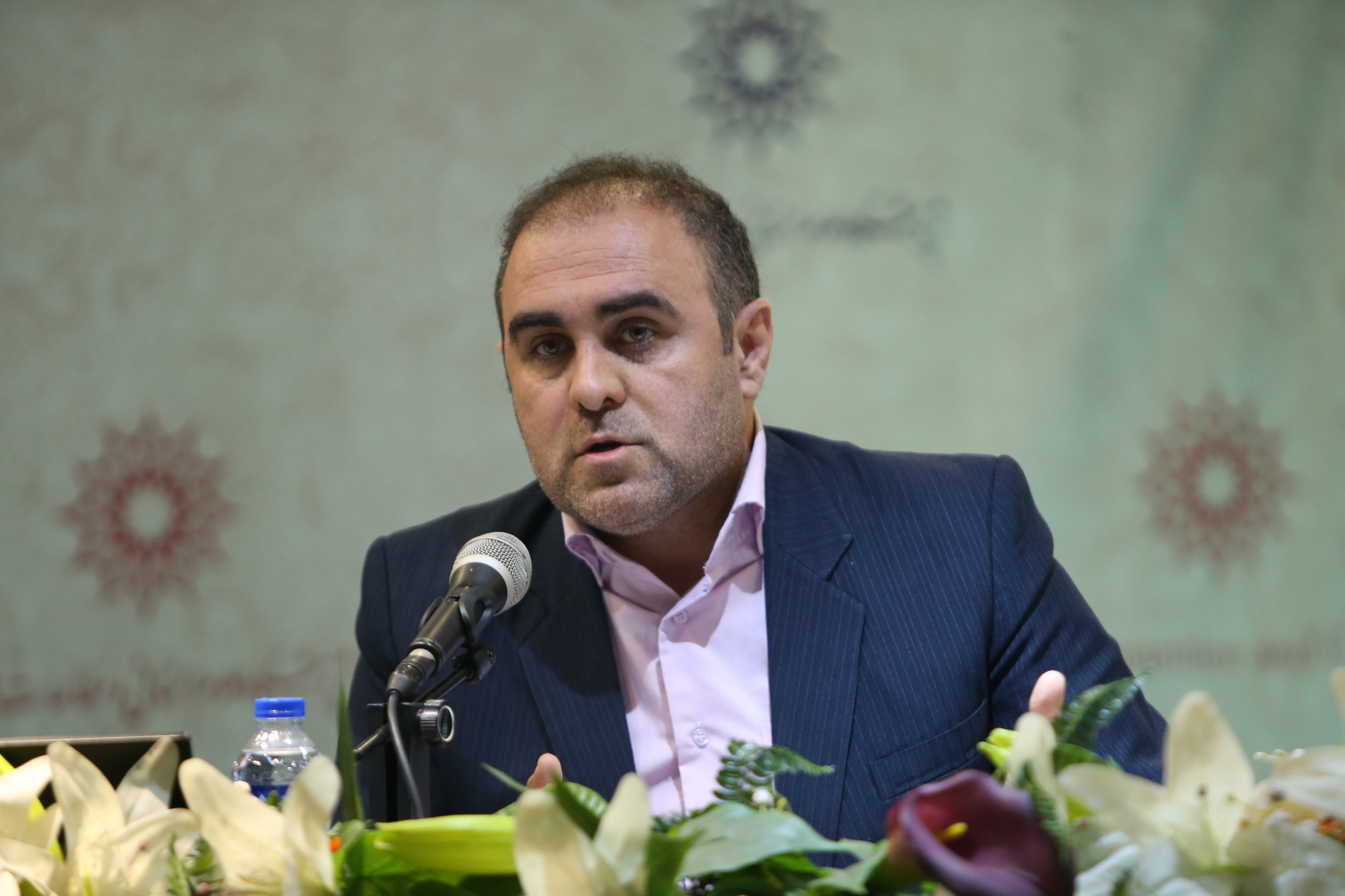 دامهای هرمنوتیک؛ کژراهه خوانش انتقادی/ روشنفکران دینی در عرصه اجتماع غایب هستند دامهای هرمنوتیک؛ کژراهه خوانش انتقادی/ روشنفکران دینی در عرصه اجتماع غایب هستند