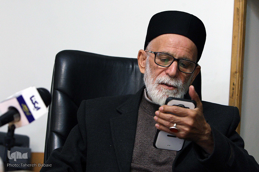 کتابی که امام رضا (ع) به غلامرضا سازگار هدیه داد/ سه خیابان پر آفت در مداحی