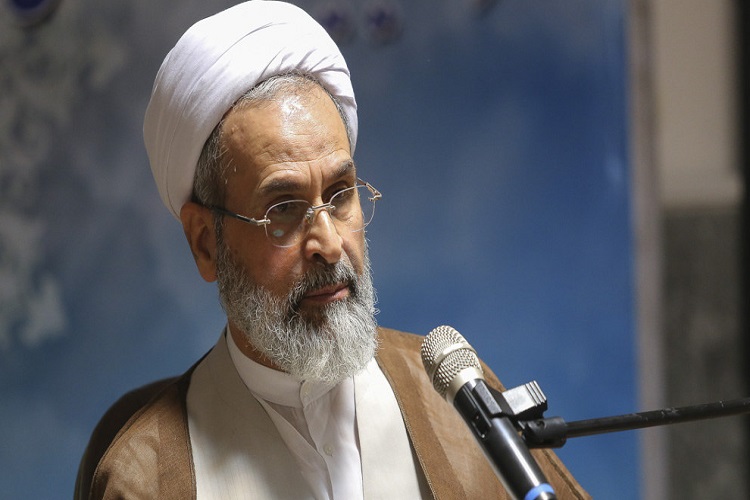 برخورد شعاری با اسلامی&zwnj;سازی علوم مورد قبول نیست/ پرهیز از رسوب طلاب در قم