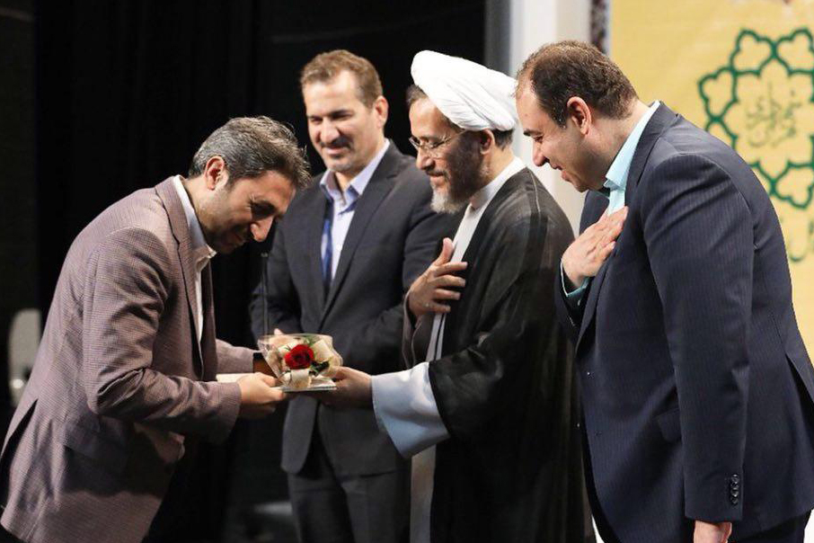 منصور رنجبر شنبه////تداعی آیات قرآن ارزش نجات جان و مال مردم را در ذهنم بالا میبرد/ تشویقهای مادرم با آن لهجه آذری و کمسوادی+فیلم