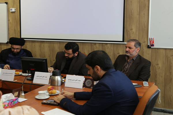 تبیین دلایل کم اثر بودن مجموعه‌های قرآنی کشور / فعالیت 20 تا 30 هزار مجموعه