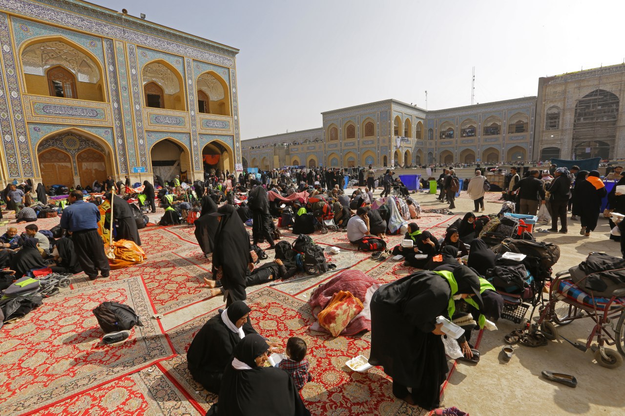 آغاز دلدادگی از صحن حضرت زهرا(س) / زائران از اینجا آماده رفتن می&zwnj;شوند