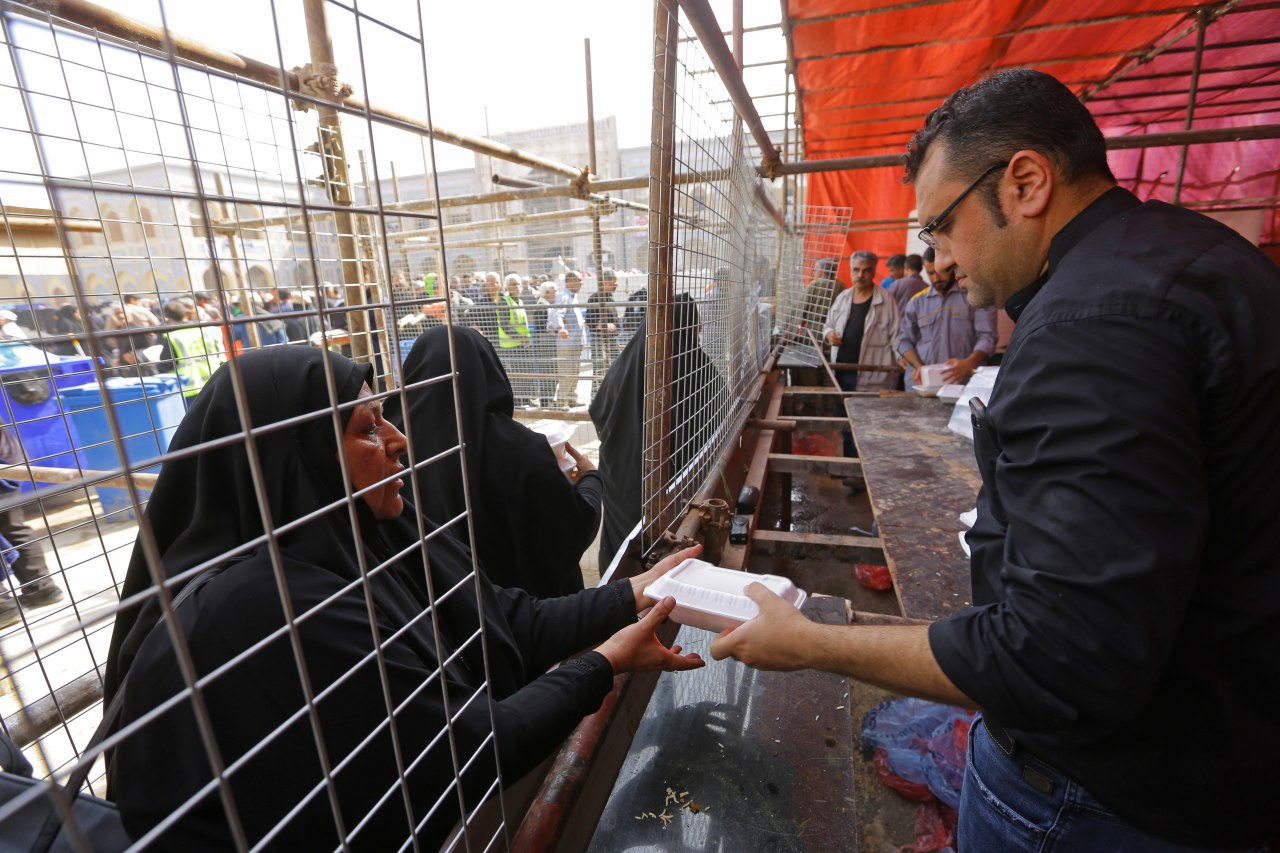 آغاز دلدادگی از صحن حضرت زهرا(س) / زائران از اینجا آماده رفتن می&zwnj;شوند