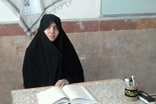 تشویق بانوان قرآنی تبدیل به حمایت نشود، کم‌اثر است/ «بانو مجتهده امین»؛ الگوی همیشگی‌ام