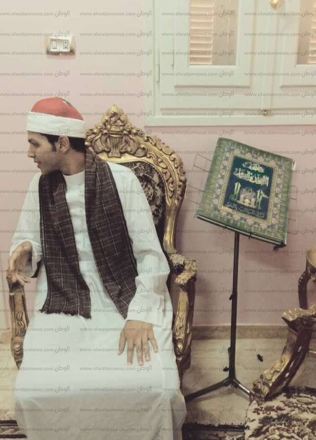 قاری جوان مصری و آرزوهایش/ محبت پدری شیخ طنطاوی را فراموش نمی&zwnj;کنم+عکس