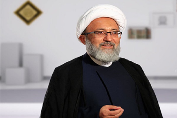 زیارت اربعین شروعی مجدد در زندگی انسان است/ مراقبت از عجب و غرور