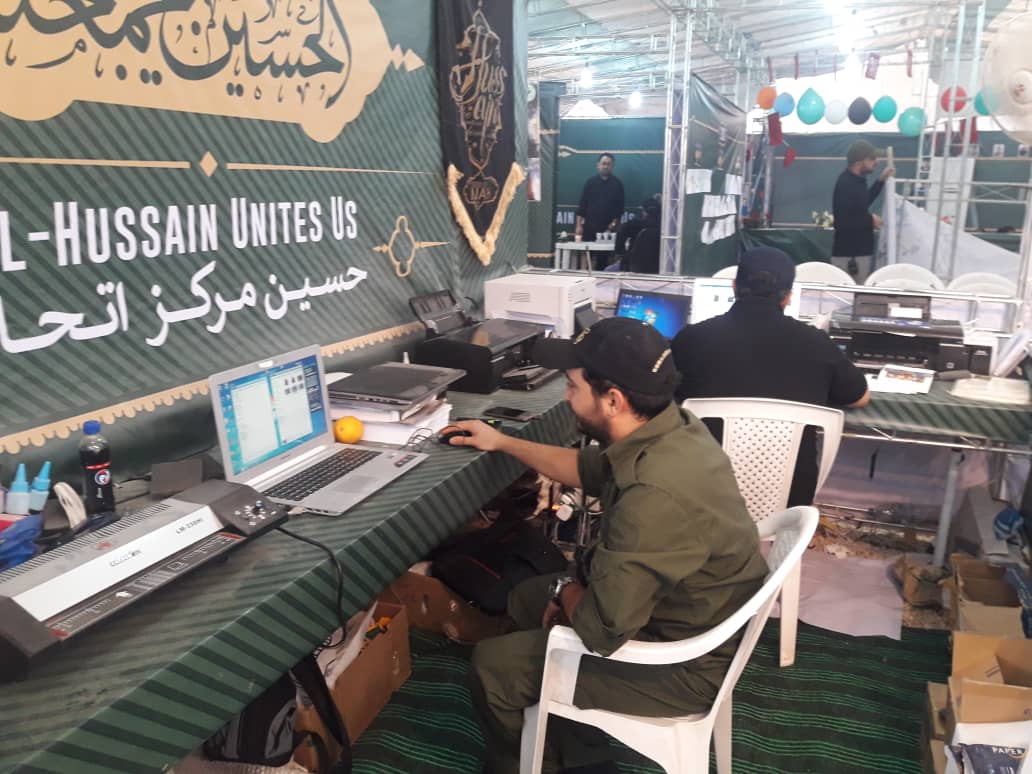 حسین عشق جهانی؛ میعادگاه زوار خارجی در عمود ۹۷۵