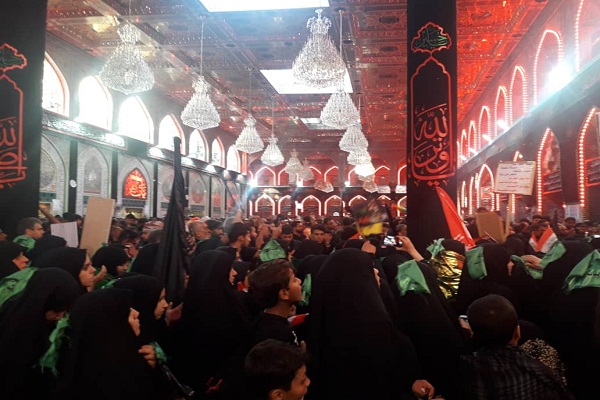 تبلور &laquo;الحسین یجمعنا&raquo; در شب اربعین حسینی