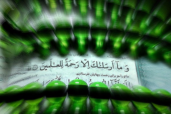 وقتی ناقوس مؤمنان برای فخر کائنات خوش می‌نوازد+عکس