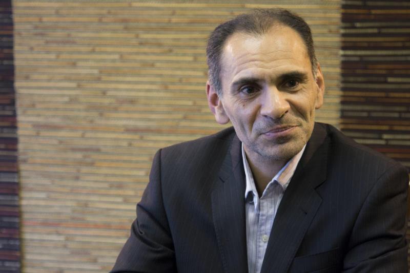 قضاوتهای آلوده به سیاست در زمینه بانکداری اسلامی مشکلآفرین است/ انتقادی از دانشگاهیان