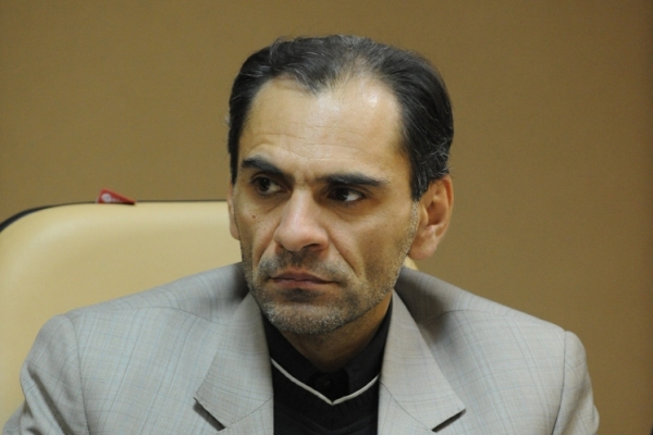 قضاوت‌های آلوده به سیاست در زمینه بانکداری اسلامی مشکل‌آفرین است/ انتقادی از دانشگاهیان