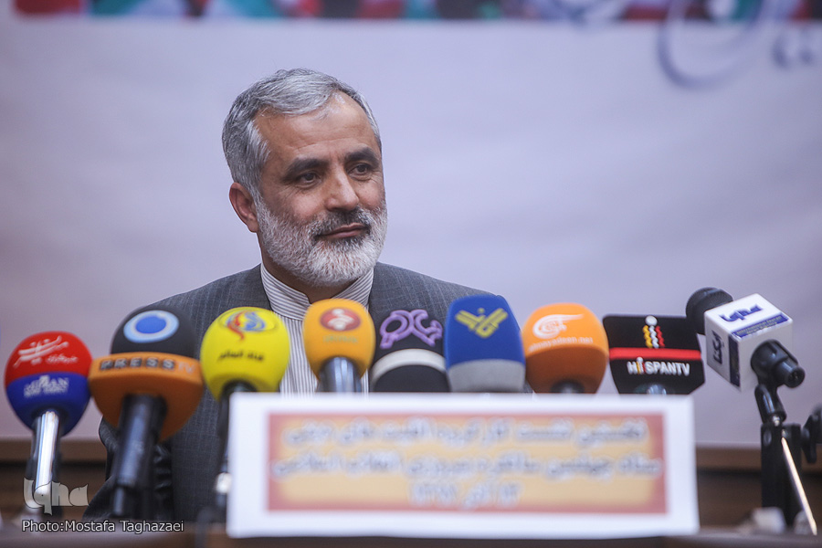 چهلمین سالگرد پیروزی انقلاب به مثابه مدیریت جنگ با دشمن دیده شود