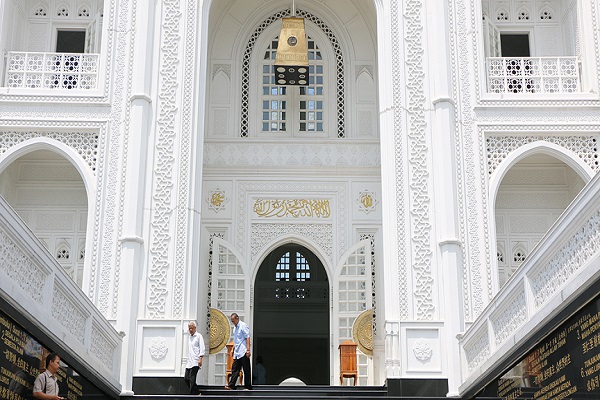 مسجد &laquo;تاج محل&raquo; اندونزی سمبل عشق به خداوند