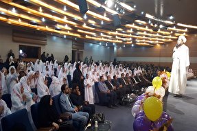 گزارش تصویری مراسم جشن عبادت دانش‌آموزان دختر در چمستان نور