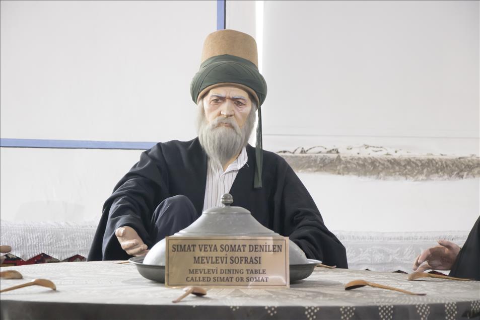 نگهداری 9 صفحه از قرآن در موزه «مولوی» ترکیه