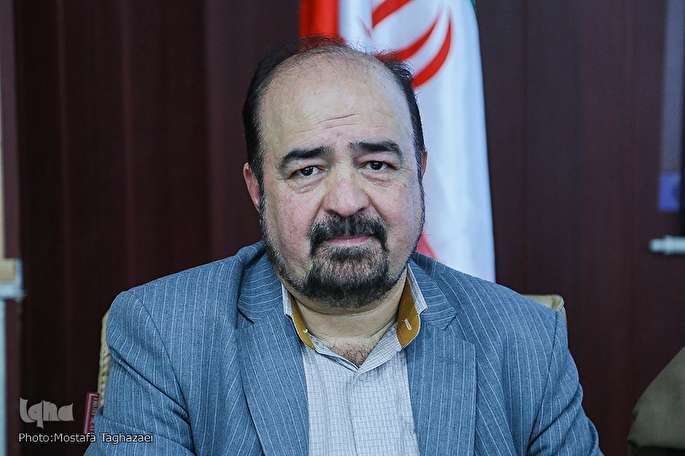 نقش عقل خودبنیاد در توسعه گستره معنای باطنی قرآن/ رویکرد «خواننده‌محور» در تفسیر