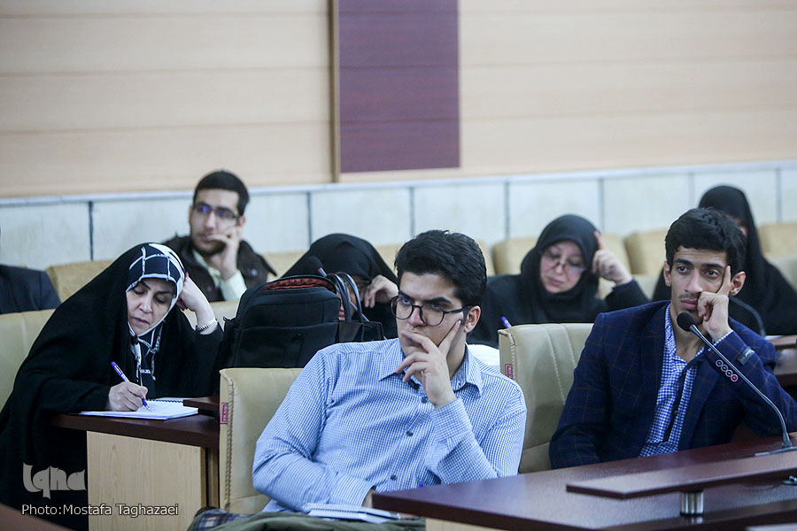 نقش عقل خودبنیاد در توسعه گستره معنای باطنی قرآن/ رویکرد «خواننده‌محور» در تفسیر