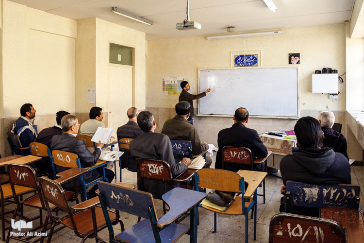 چگونگی فعالیت پیشکسوت قرآنی در مدارس اصفهان