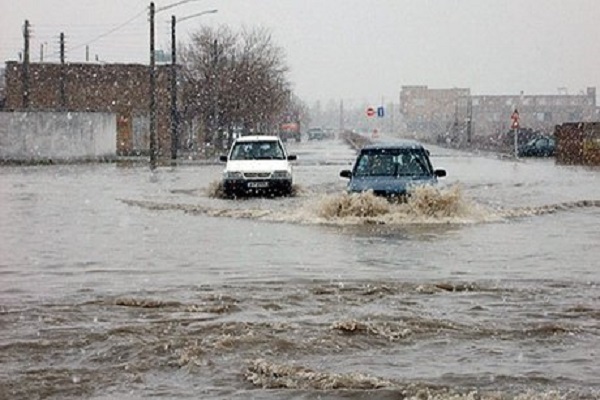سیلی که در کرمانشاه شسکت و لرستان را به گل نشاند