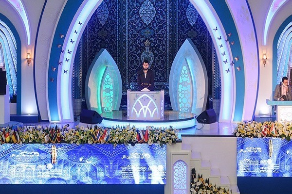 اولویت حفظ قرآن به آموزش دروس در مدارس افغانستان