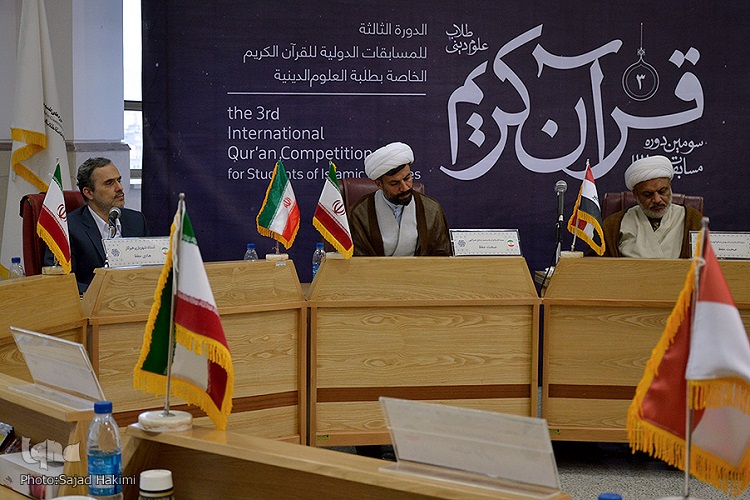 همزمانی با مسابقات بین&zwnj;المللی تهران، مسابقات طلاب را ذبح  می&zwnj;کند/ لزوم افزایش مصرف تلاوت