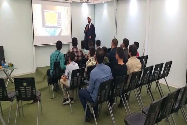 تماشاخانه&zwnj;&zwnj;ای در حاشیه رقابت&zwnj;های بین&zwnj;&zwnj;المللی قرآن