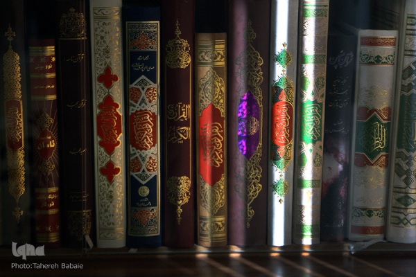 شباهت هزار ترجمه قرآن در یک هزاره/مترجمان پیشین از روی دست هم می‌نوشته‌اند