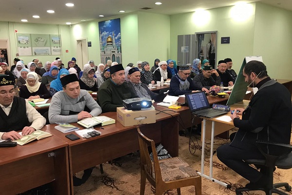 برگزاری دوره&zwnj;های صوت و لحن در دانشگاه مسکو/ آماده