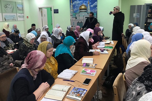 برگزاری دوره&zwnj;های صوت و لحن در دانشگاه مسکو/ آماده