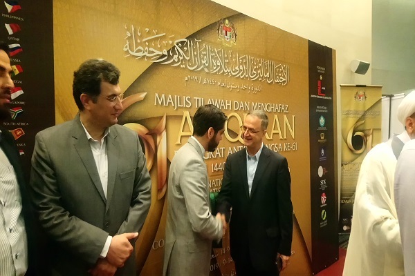 شب داغ «پلنری» و خاطره سازی نماینده ایران برای مردم مالزی + عکس شب داغ «پلنری» و خاطره سازی نماینده ایران برای مردم مالزی + عکس