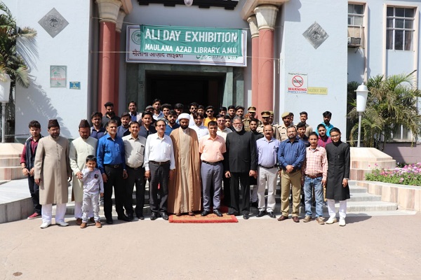 برگزاری جشن میلاد امام علی(ع) در دانشگاه علیگر هند