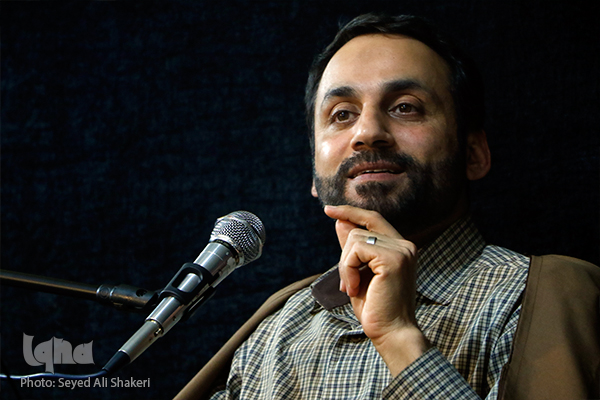 جلسات قرآن عارف حسینی در بیت‌الحسین و مساجد شاه‌آباد و امام صادق(ع)