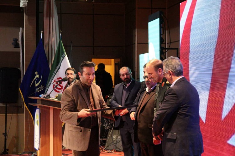 دوسالانه سراسری عکس نور با تجلیل از برترین&zwnj;ها به پایان رسید/ هنرمندان شهرستان&zwnj;ها خوش درخشیدند