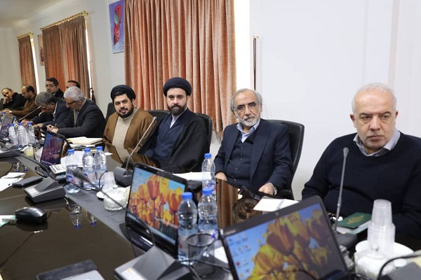 بازدید اعضای ستاد برگزاری مسابقات بین‌المللی قرآن از محل برگزاری مسابقات + عکس