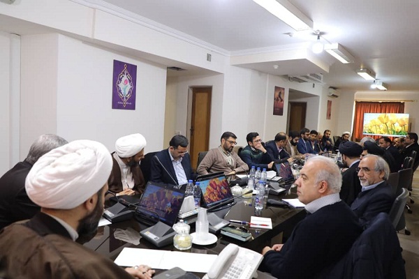 بازدید اعضای ستاد برگزاری مسابقات بین‌المللی قرآن از محل برگزاری مسابقات + عکس