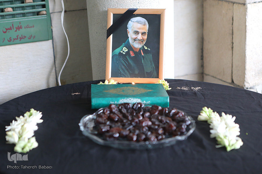 خروش مردم پایتخت در سوگ مالک اشتر زمان/ امروز آسمان هم گریست