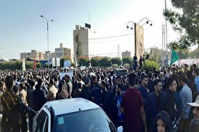 فیلم/ پیکر سردار سلیمانی و همرزمانش به مصلای اهواز رسید