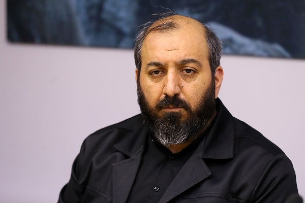 گزینش ۳۰۰ شعر برای انتشار در &laquo;خاتم سلیمانی&raquo;