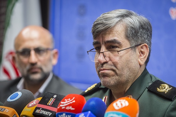 دوشنبه///اخلاص در عمل بدون چشم&zwnj;داشت رمز نفوذ سردار شهید در قلوب / سلامت پرسنل تحت امر اولویت سردار سلیمانی بود