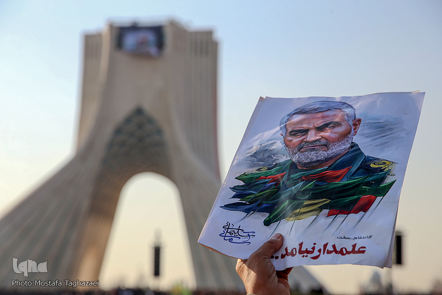 سردار آرام و ایران بیقرار سردار آرام و ایران بیقرار