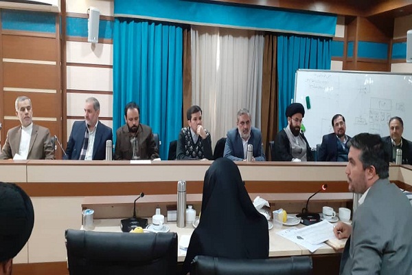 نسخه‌پیچی برای دریافت بودجه قرآنی/ دفاع جانانه از فعالیت‌های کمیسیون پژوهش / گام‌هایی برای رفع مشکلات بیمه‌ای موسسات