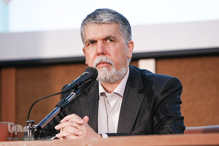 حاج قاسم مهر و همدلی را بر سفره ایرانی آورد حاج قاسم مهر و همدلی را بر سفره ایرانی آورد