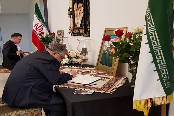 گشایش دفاتر یادبود شهید سرافراز گشایش دفاتر یادبود شهید سرافراز