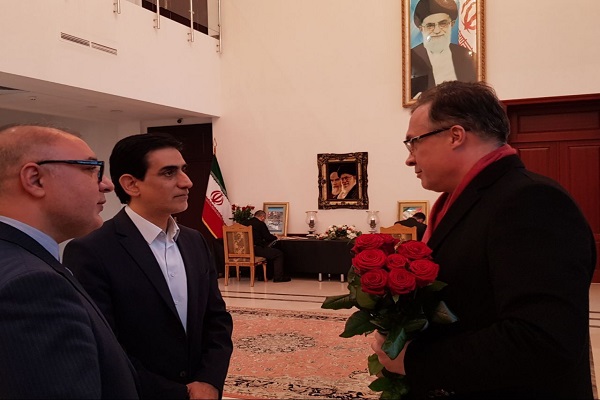 گشایش دفاتر یادبود شهید سرافراز گشایش دفاتر یادبود شهید سرافراز