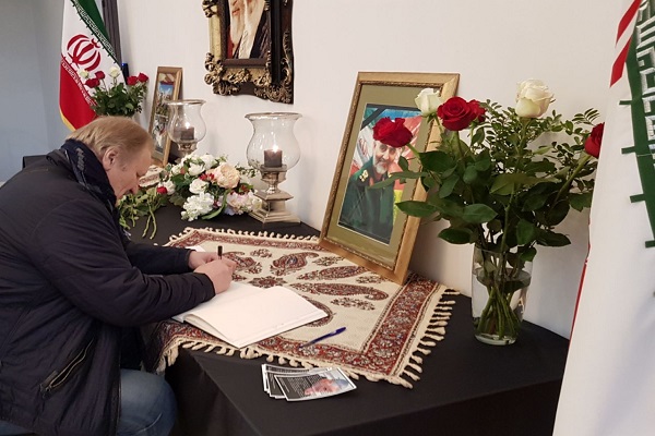 گشایش دفاتر یادبود شهید سرافراز گشایش دفاتر یادبود شهید سرافراز