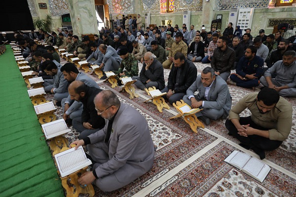 برگزاری محفل قرآنی در حرم امامین عسکریین (ع) جهت بزرگداشت شهدای مقاومت 