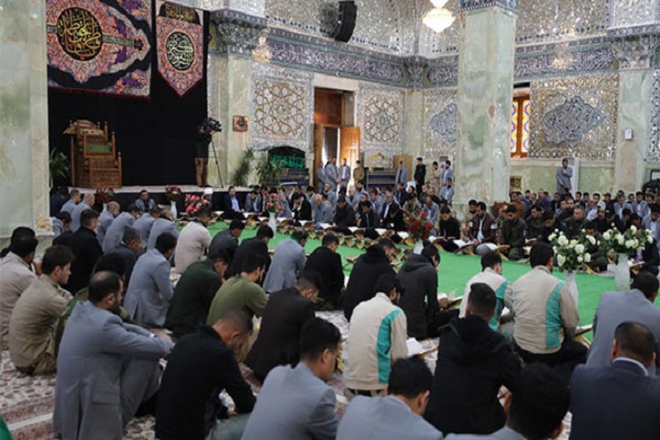 محفل قرآنی بزرگداشت شهدای مقاومت در حرم امامین عسکریین (ع) 